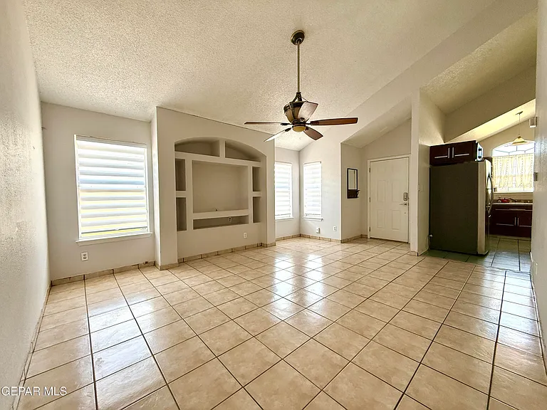 11992 Dragon Crest Dr — Photo 5