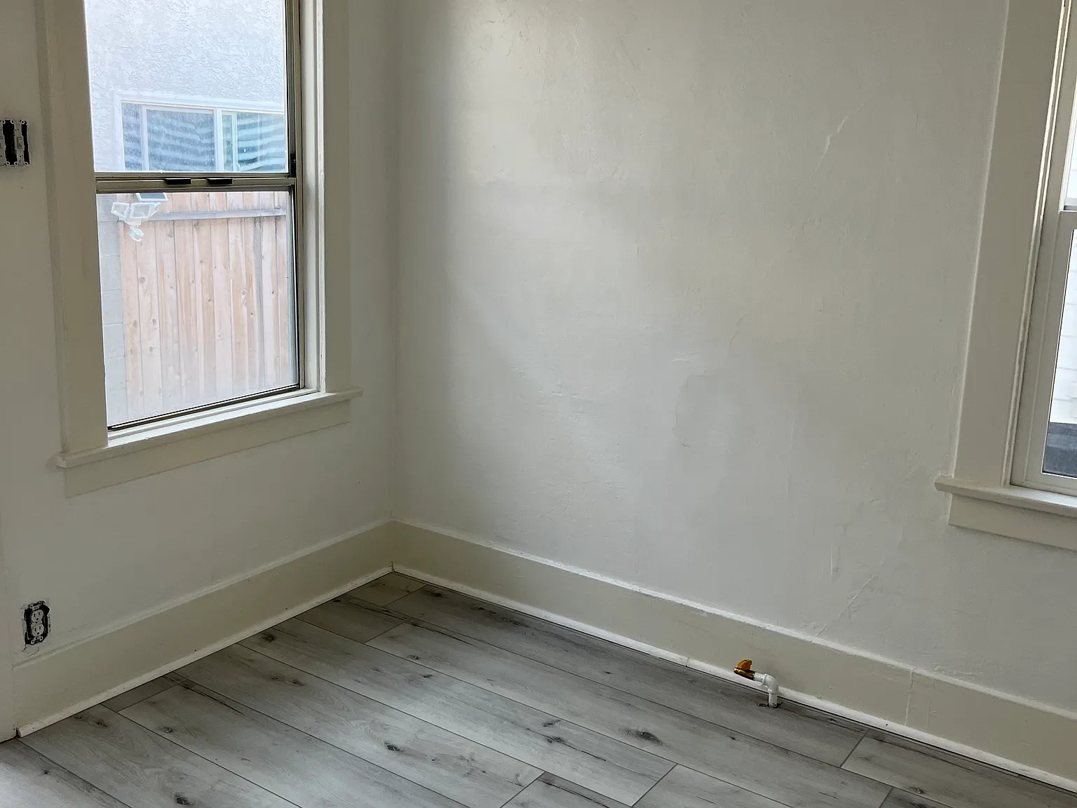 1 bed, 500 sqft, $1,800 — Photo 3