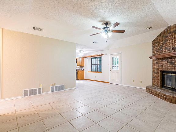 4th image of 1608 Ann And Dossy Ct