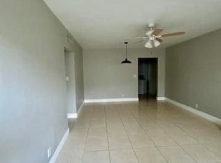 4105 Woodside Dr APT 4, Coral Springs, FL 33065