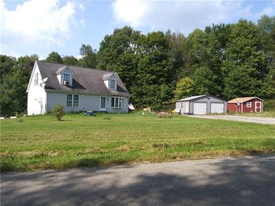 105 Elliott Rd, Grove City, PA, 16127