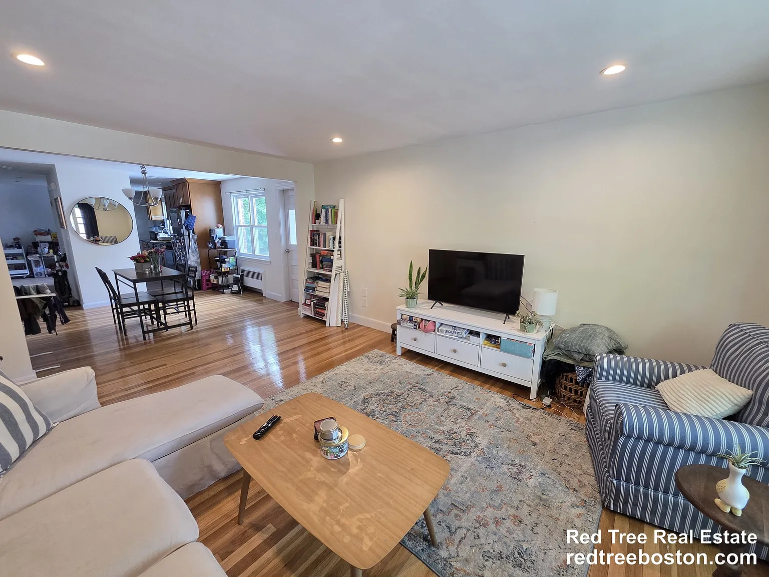 2 bed, 1200 sqft, $3,200 — Photo 3