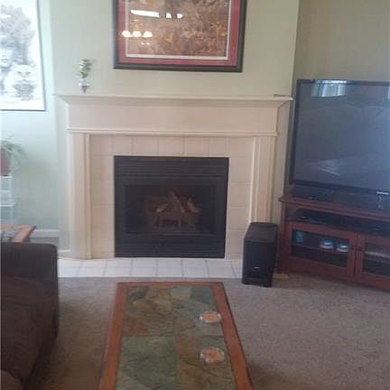 3rd image of 633 Sunridge Ct