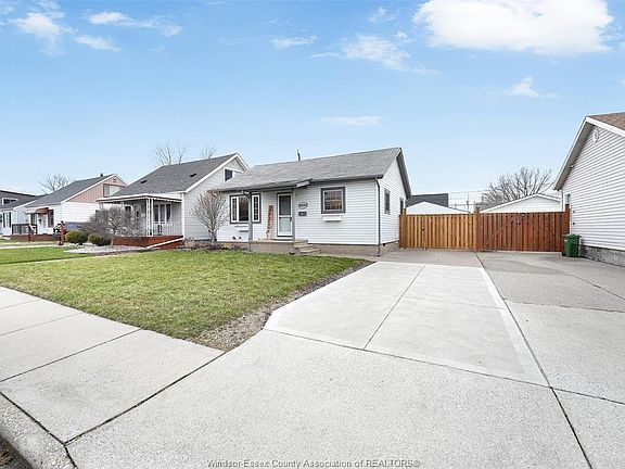 4th image of 2840 Melbourne Rd