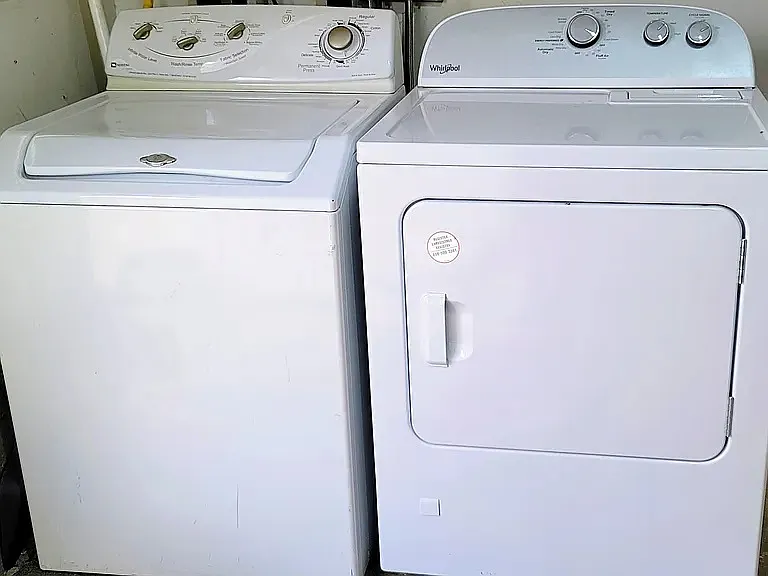 Washer & Dryer (in garage)