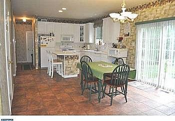 2nd image of 846 Gina Dr