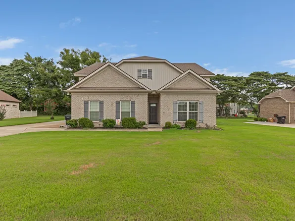 2204 Audubon Ln, Murfreesboro, TN 37128