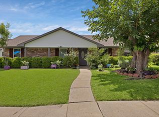 522 Caravaca Dr, Garland, TX 75043