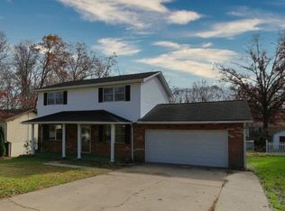 219 Forest View Dr, Huntington, WV 25705