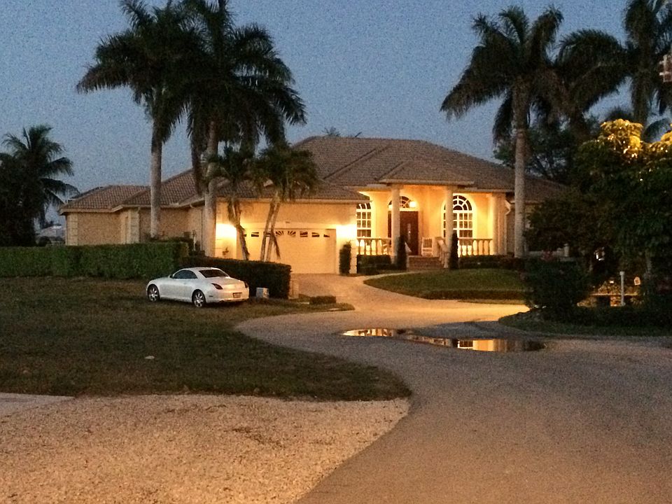 1st image of 984 Birch Ct
