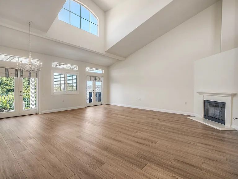 2338 Cartegena Way — Photo 4