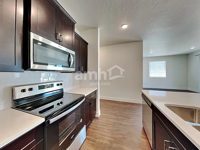 9376 W Dove Creek St — Photo 3