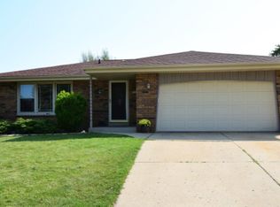 5568 S 25th St, Milwaukee, WI 53221
