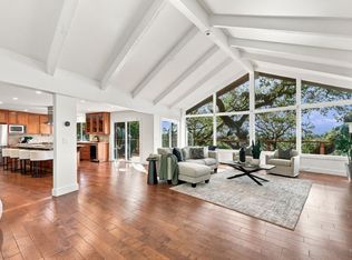 3465 Ridgeview Drive, Santa Rosa, CA 95404