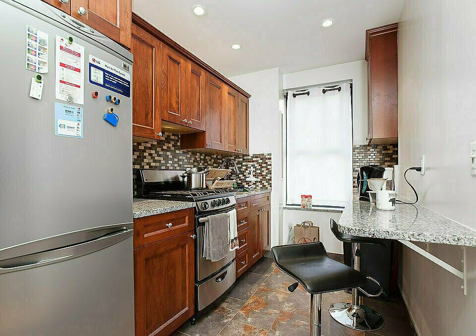 1st image of 301 W 19th St APT 43