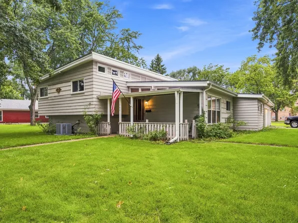 700 W Ridge Rd, Villa Park, IL 60181