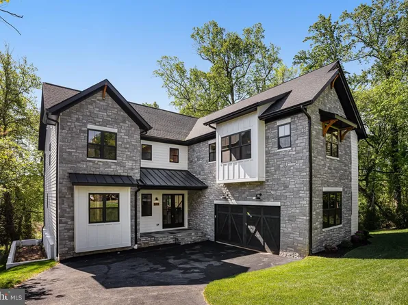 2129 McKay St, Falls Church, VA 22043