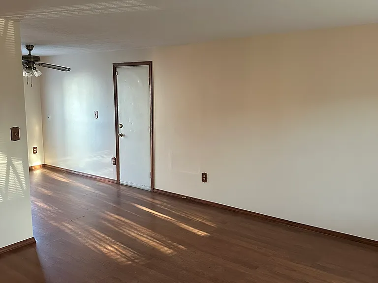 620 Woodlark Dr — Photo 7