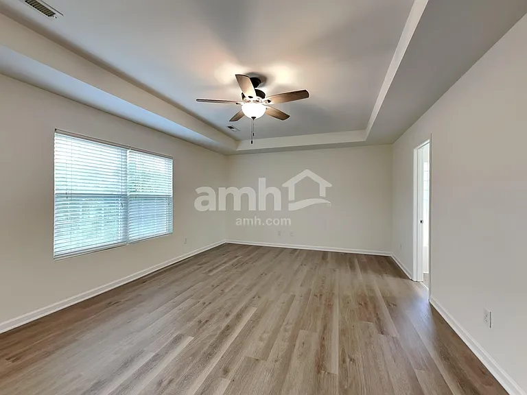 817 Redland Dr — Photo 11