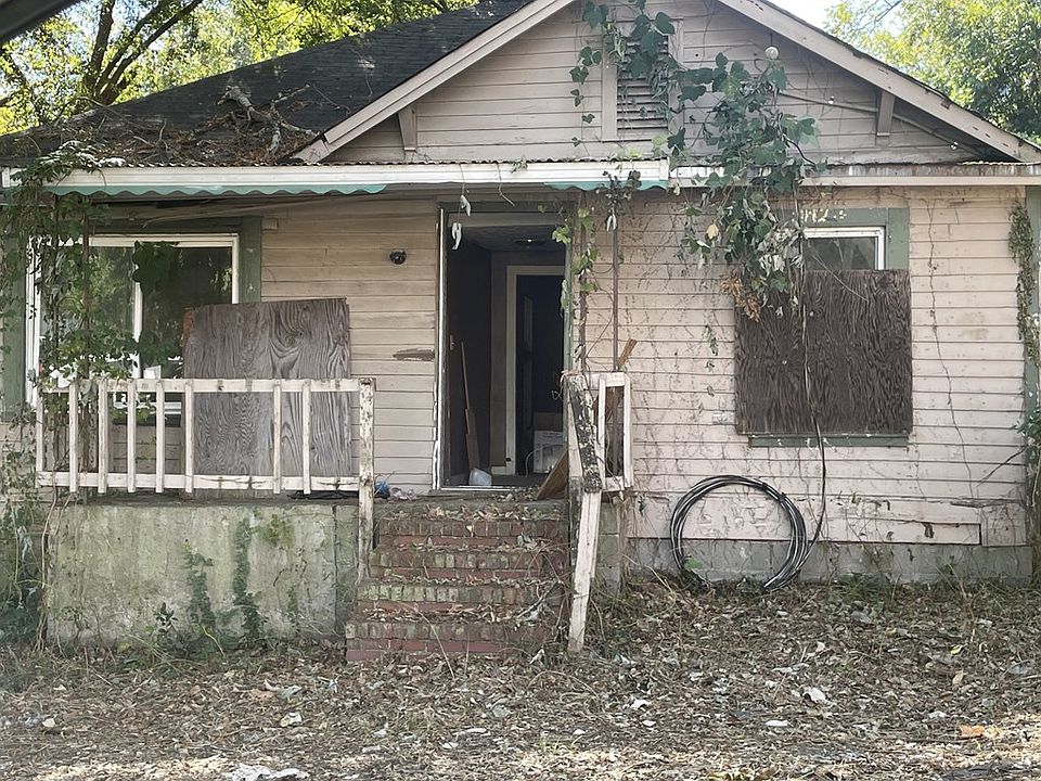2nd image of 2114 George St