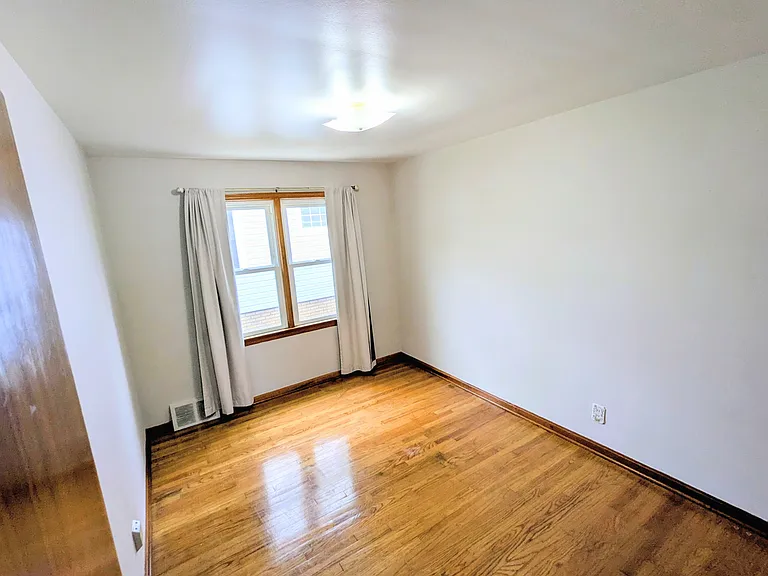 3207 Wellington Ave — Photo 14
