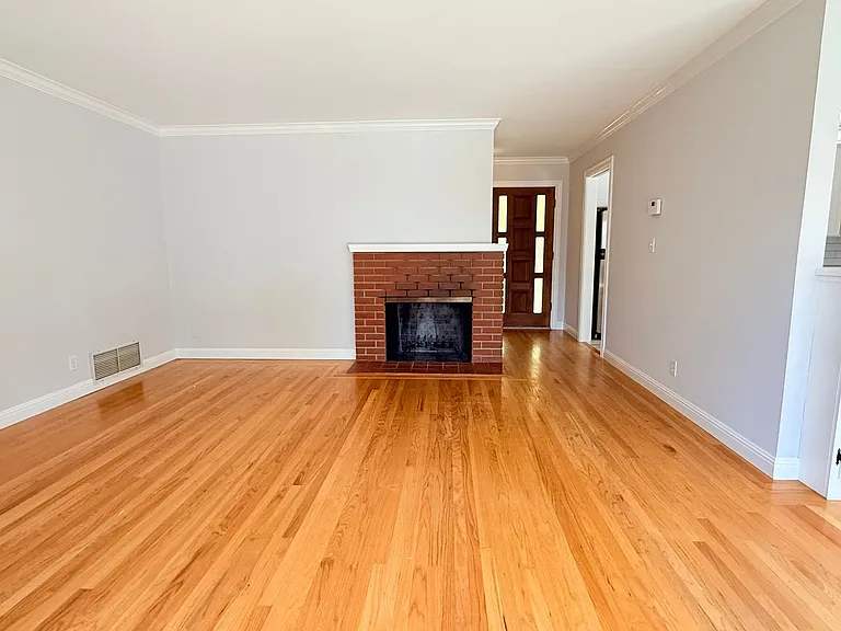 1771 Lynwood Dr — Photo 19