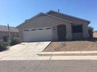 8104 E Snakeroot Dr, Tucson, AZ 85710
