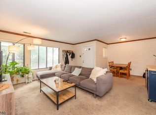 101 River Rd APT A6, Nutley, NJ 07110