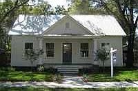1st image of 505 E Amelia Ave