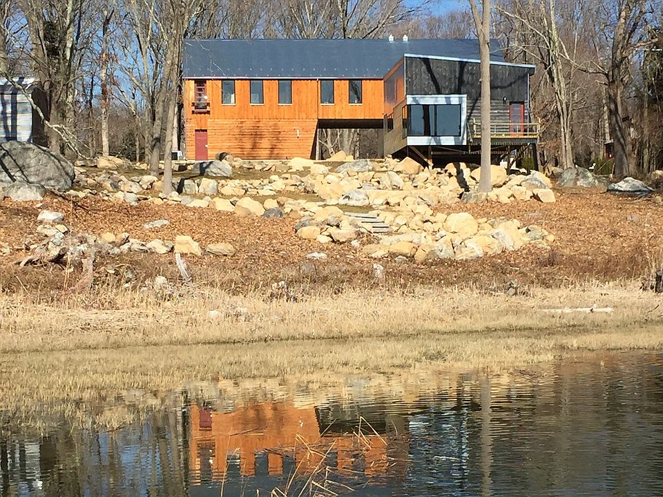 99 Meadowbrook Road