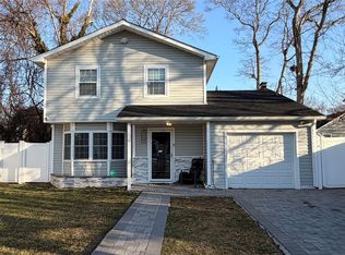 13 Fairview Drive, Shirley, NY 11967