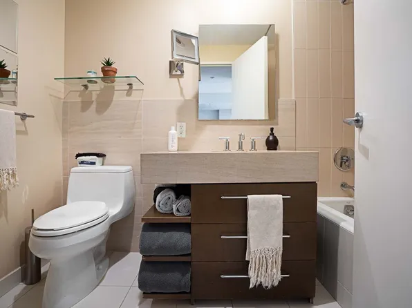 5-09 48th Avenue image 5 of 12