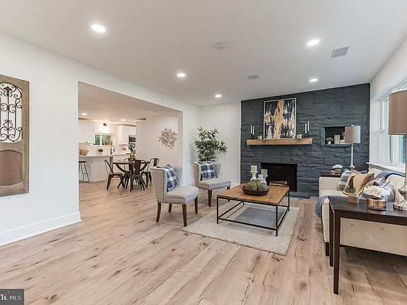 4th image of 2213 Windsor Cir