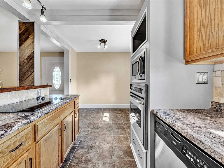 215 S Hill Dr #1 — Photo 13