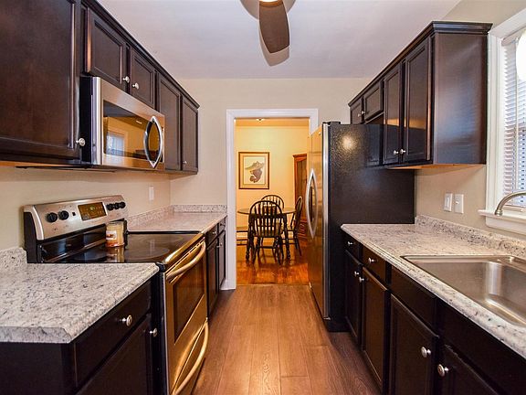 5th image of 3613 Bunker Hill Dr