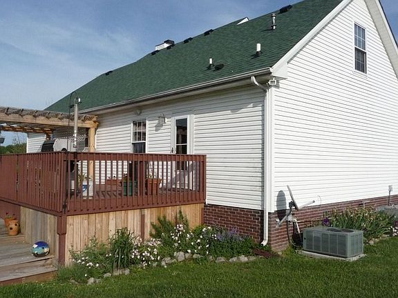 3rd image of 2039 Skyhawk Ct