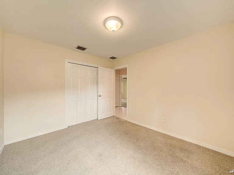 106 Middleburg Dr — Photo 20