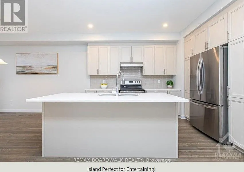 4 bed, $3,000 — Photo 3
