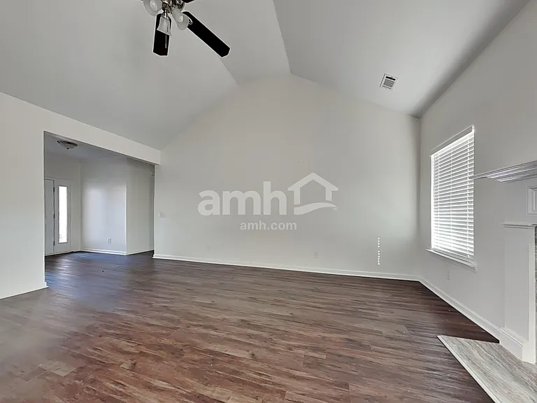 131 Waverly Way — Photo 6