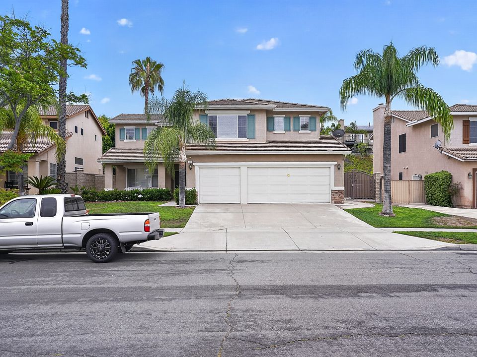1st image of 692 Bundy Way