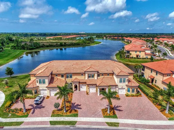 10038 Crooked Creek Dr Unit 102, Venice, FL 34293