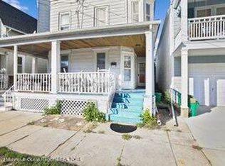 49 Cookman Ave, Ocean Grove, NJ 07756