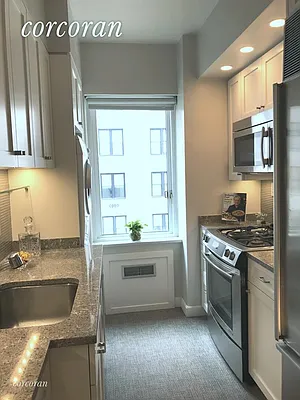 Sold by Corcoran | media 14