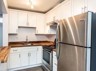 21 Merrydale Rd APT 17, San Rafael, CA 94903