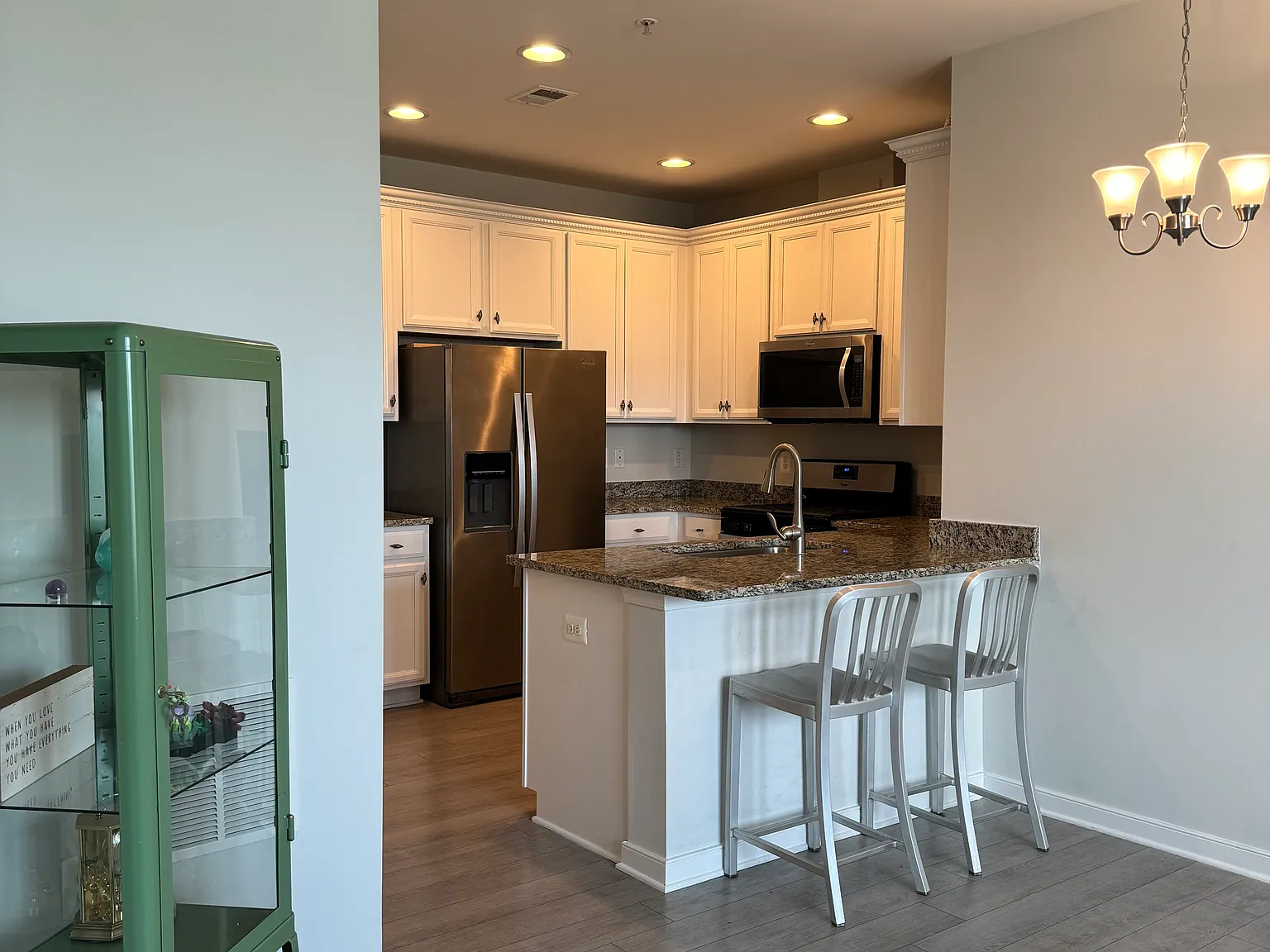 3 bed, 2.5 bath, $2,850 — Photo 4