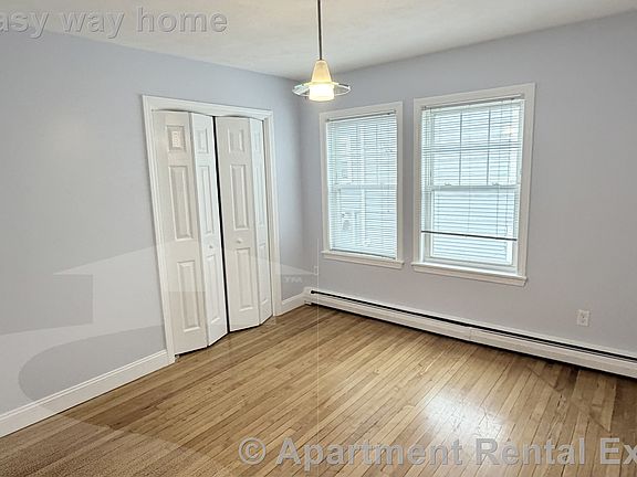 3rd image of 26 Gordon St #2