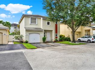 874 NW 99th Ave, Plantation, FL 33324