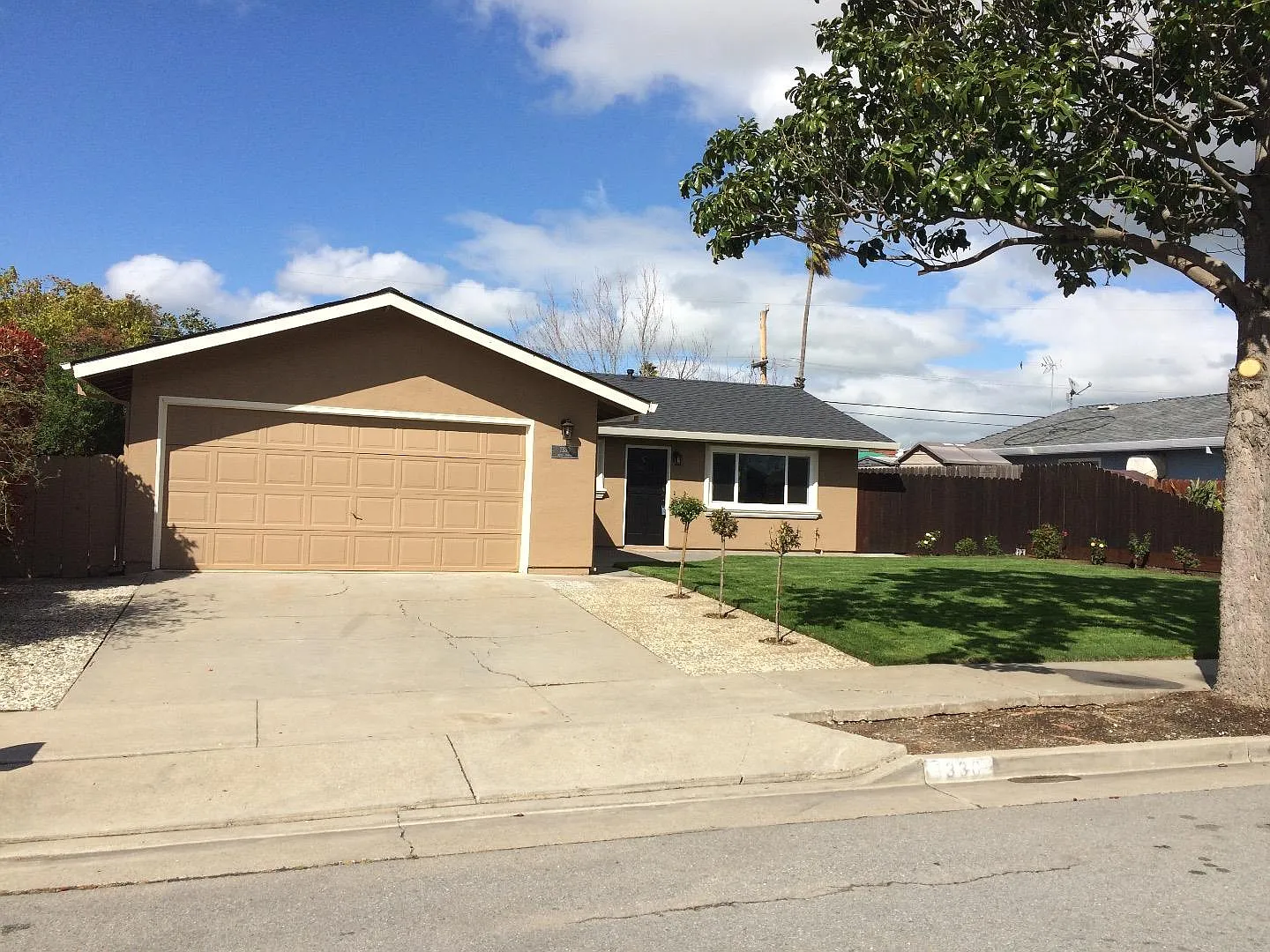 1330 Mesa Dr photo 1