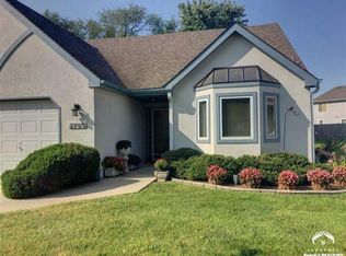 2750 Chipperfield Rd, Lawrence, KS 66047