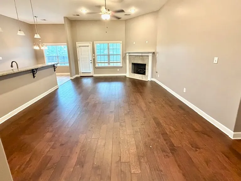 4412 Davall Cir — Photo 2
